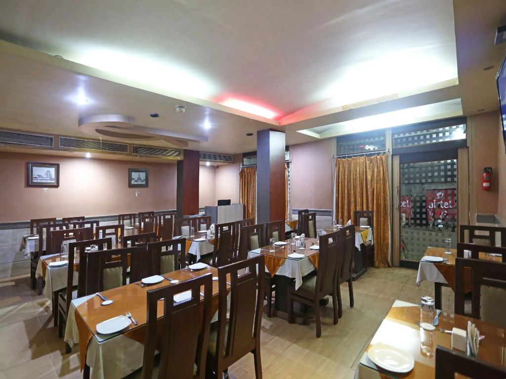 OYO Flagship 2338 Hotel Choice inn