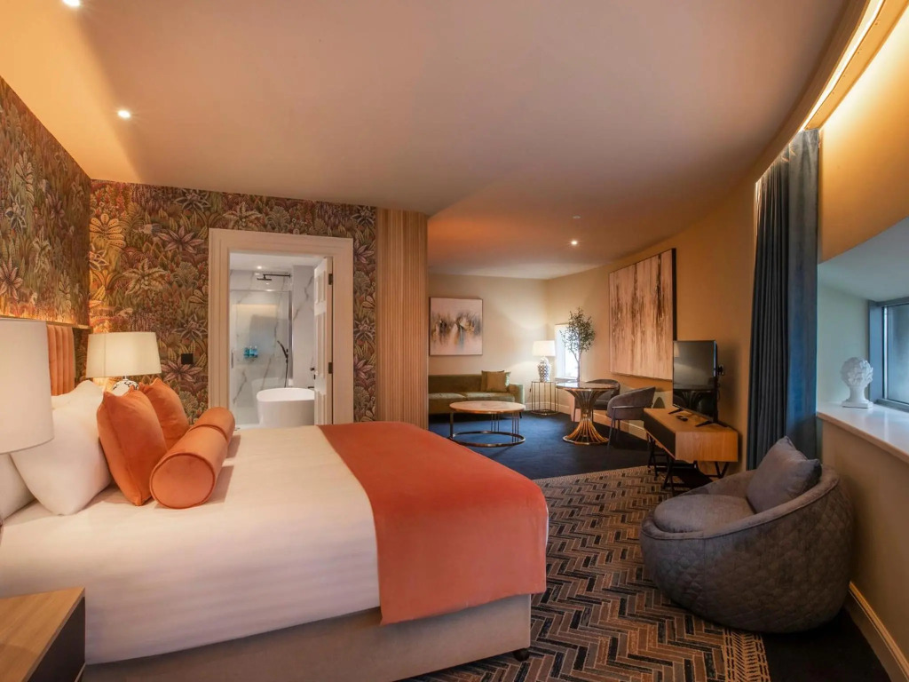 HYDE Hotel