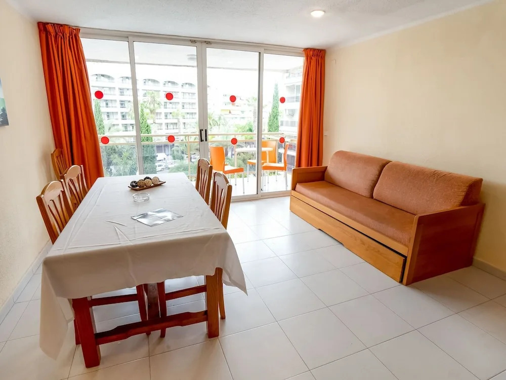 Comfy Apartment in Salou Catalonia With Pool