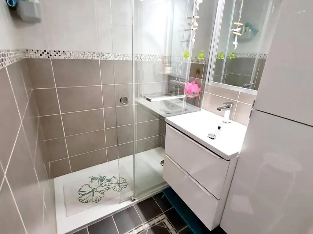 Appartement Six-Fours-les-Plages, 3 pièces, 6 personnes - FR-1-316-298