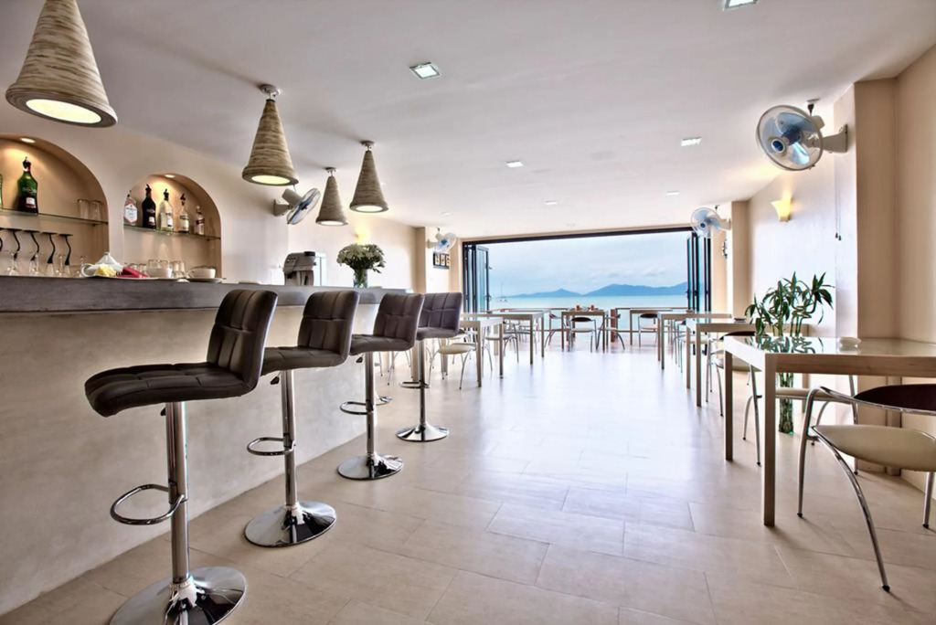 Riviera Beach Hotel
