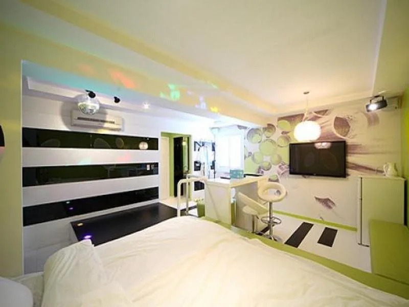Goodstay Vax Dorocy Hotel