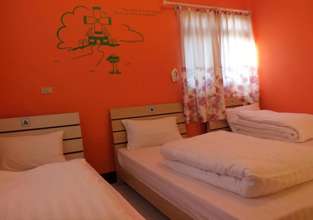 Single Flight Backpackers