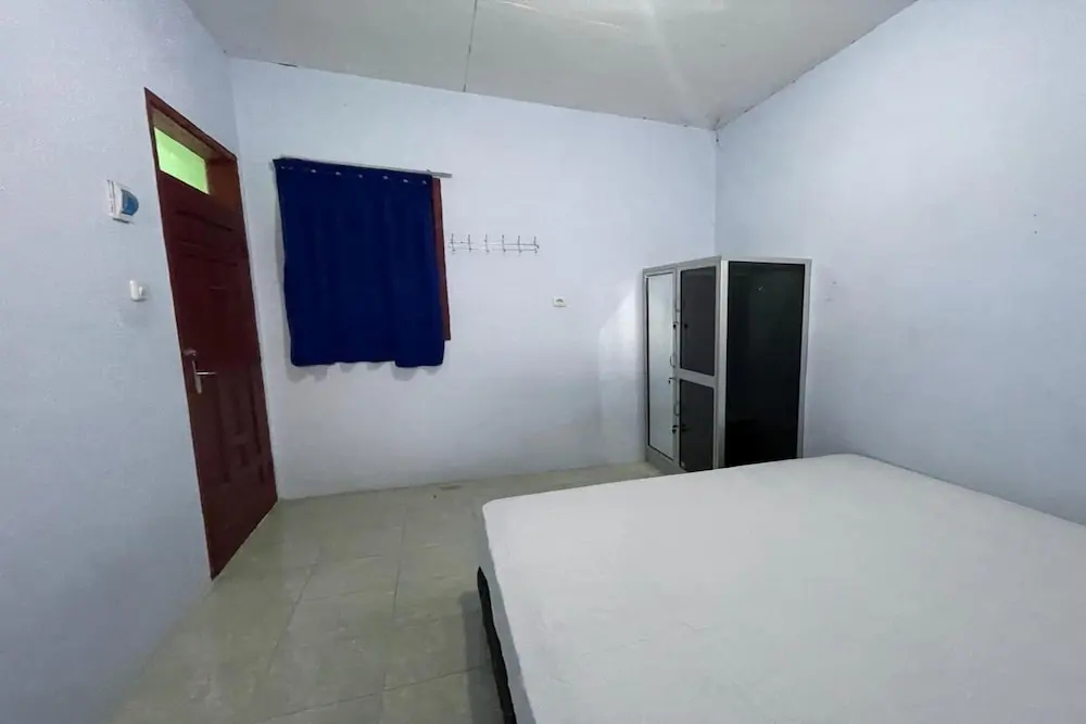 Hotel O Kost Btnompo Near SDI Bontosallang
