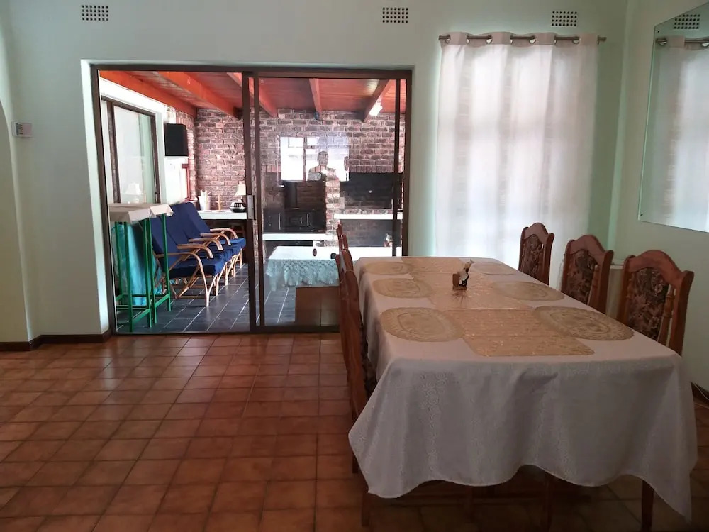 Dj'S B&B