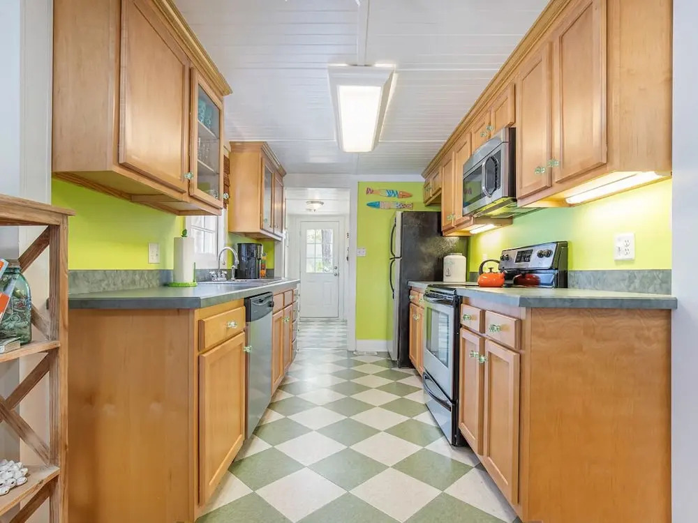 Mellow Yellow by Tybee Vacation Rentals