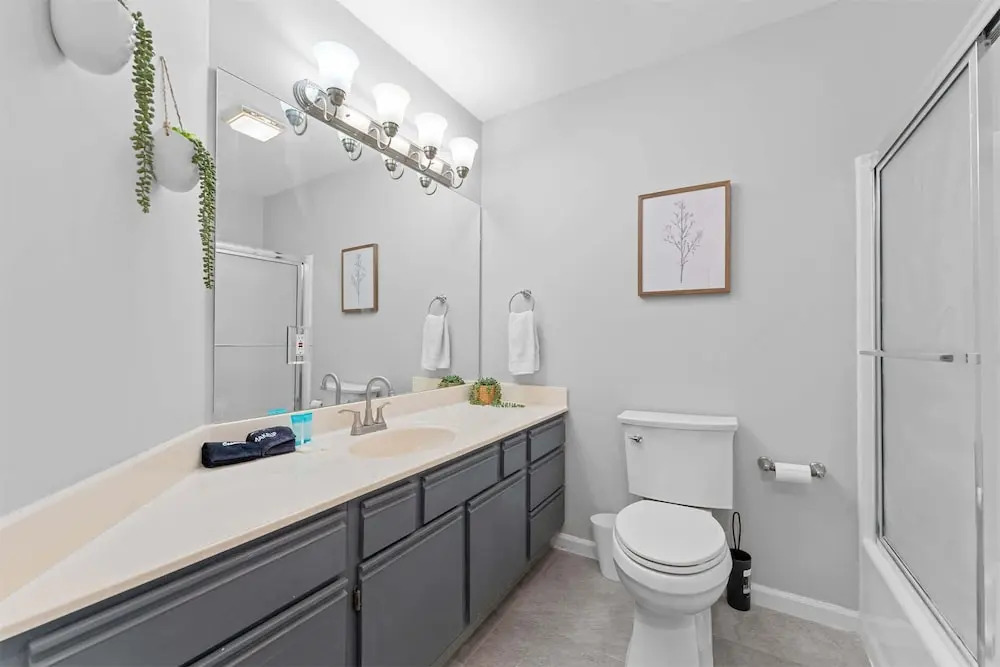 Caddy Shack - Amenities for the Whole Family!