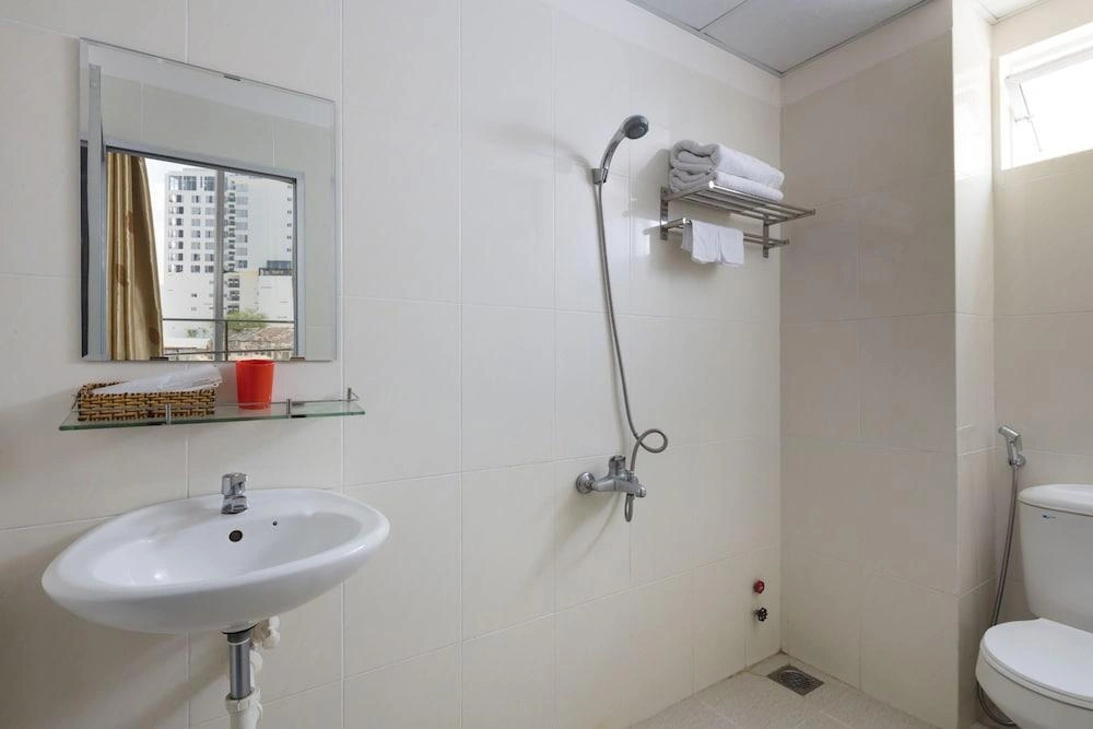 Thanh Long Hotel