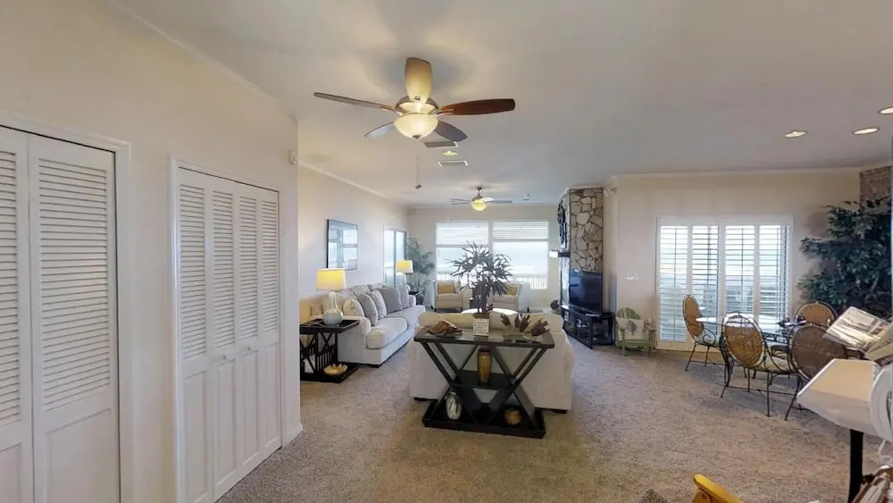 Oasis at Crescent Beach #46507 - 11 Br Home