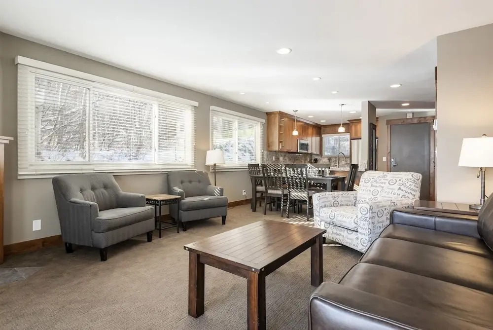 Snow Flower 110 2 Bedroom Condo by RedAwning