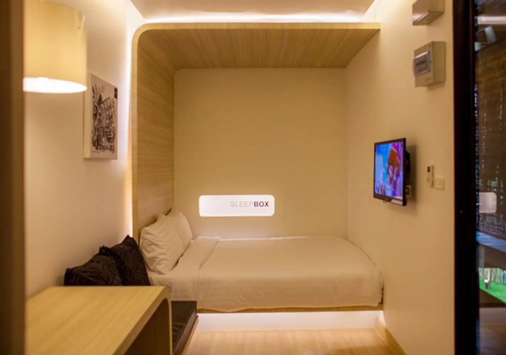 Sleepbox Chiangmai Hotel
