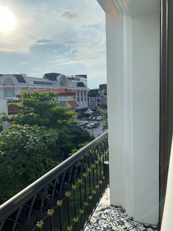 Aquarius Premium Hotel