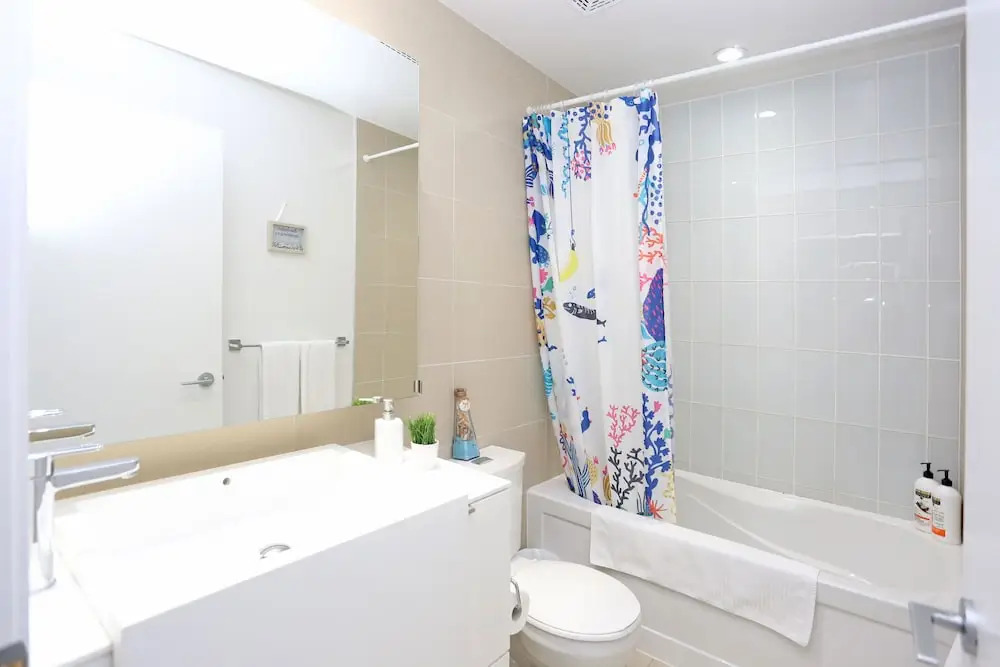 Fabulous Condo in Heart of Downtown