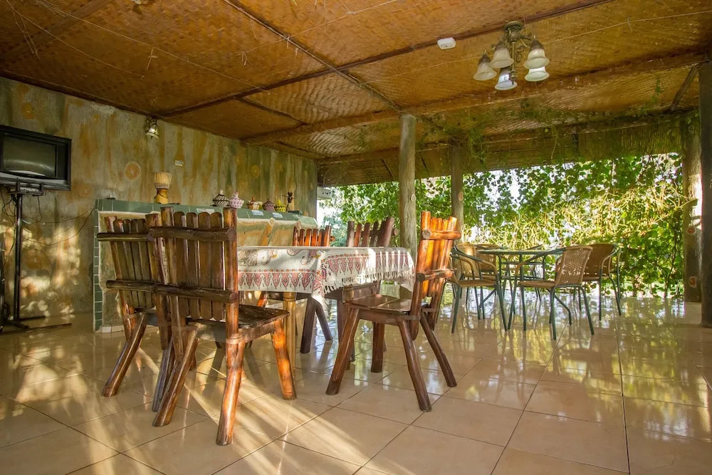 Njovu Park Lodge