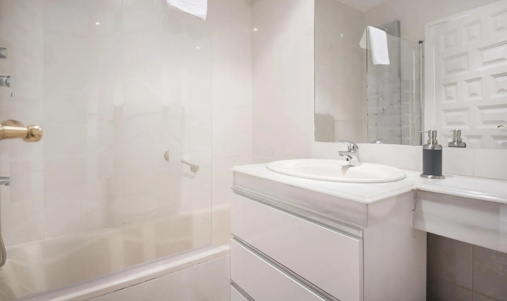 TH92-Apartament-Castell
