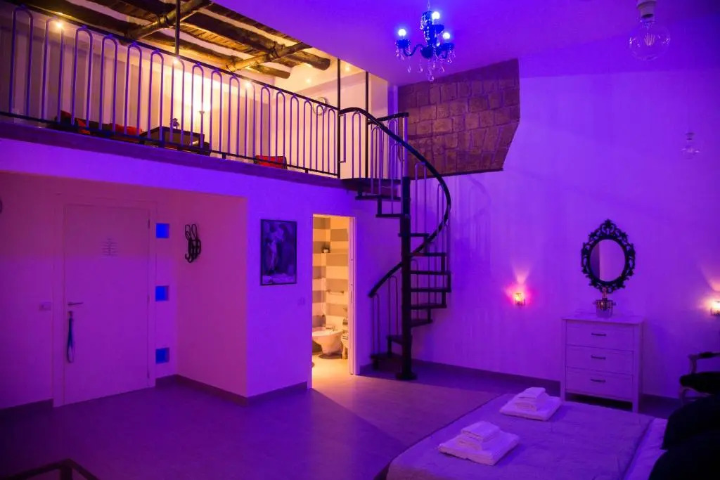 Vesuvius Luxury Suites