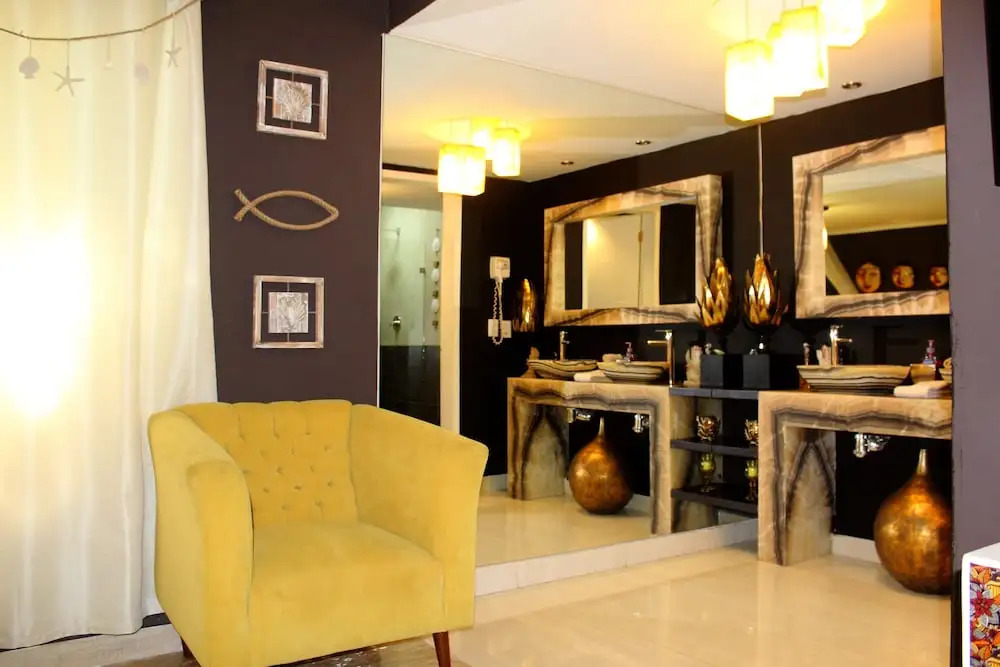 Lovely Luxury Home Near the Beach, 10 ppl