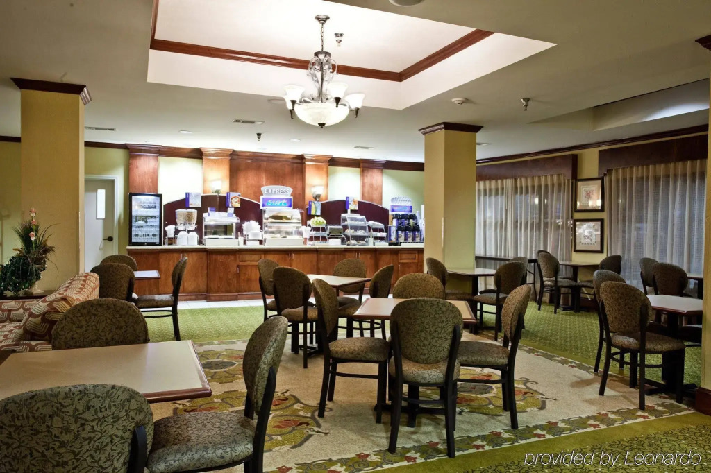 Holiday Inn Express Clanton by IHG