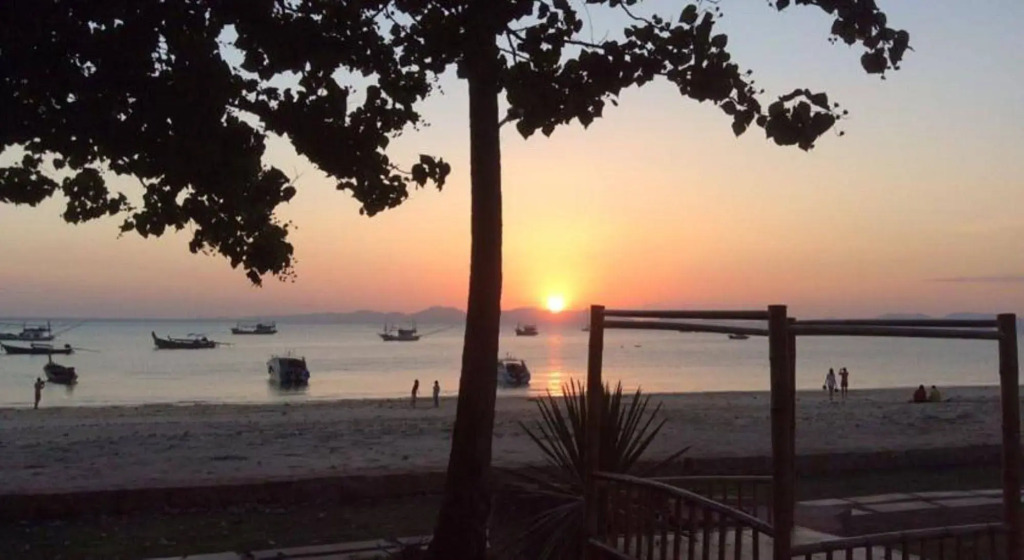 Anyavee Krabi Beach Resort
