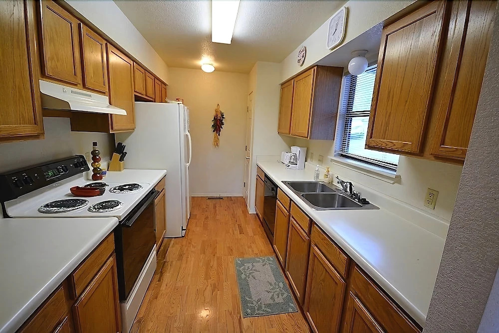New Mexico Mountain Retreat - Three Bedroom Cabin
