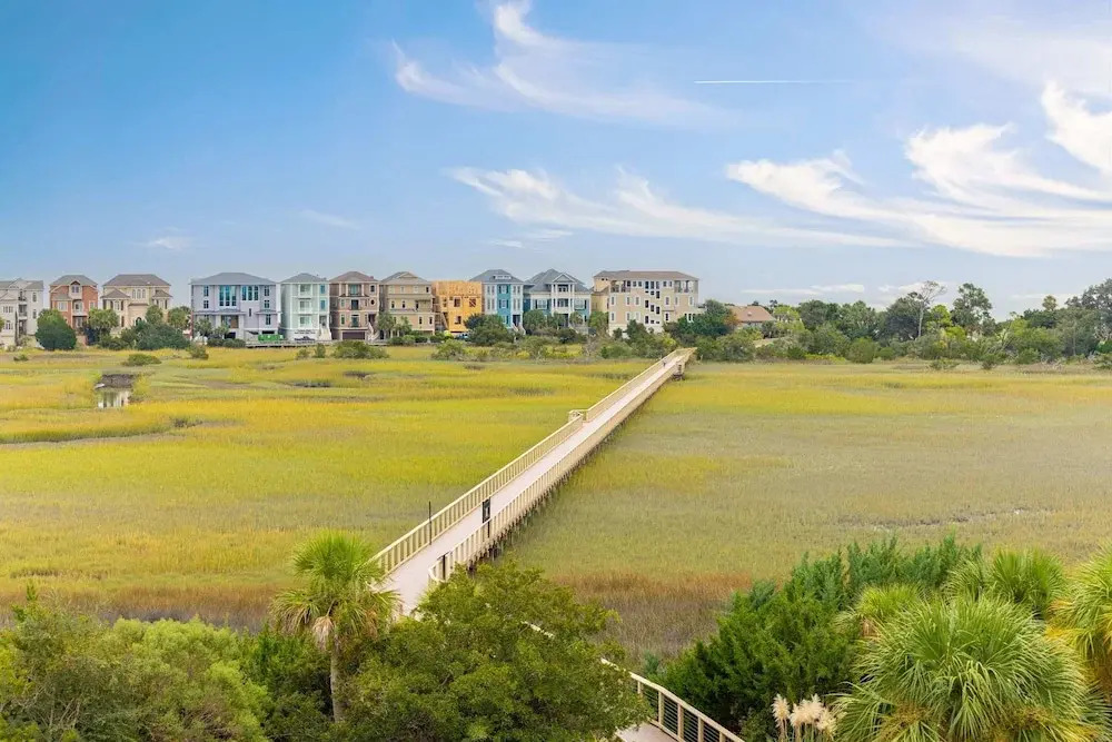 Resort Bungalow Private Boardwalk to the Ocean!
