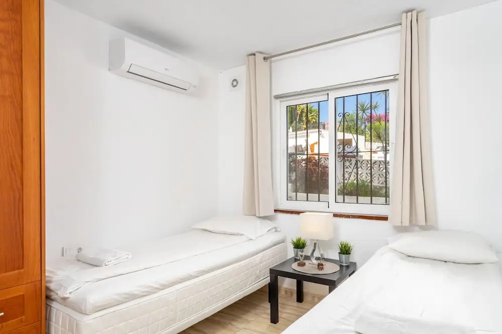 Wonderful Apartment in Ground Plan Ref 94