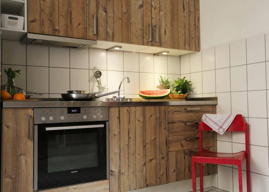 Amstel House Hostel