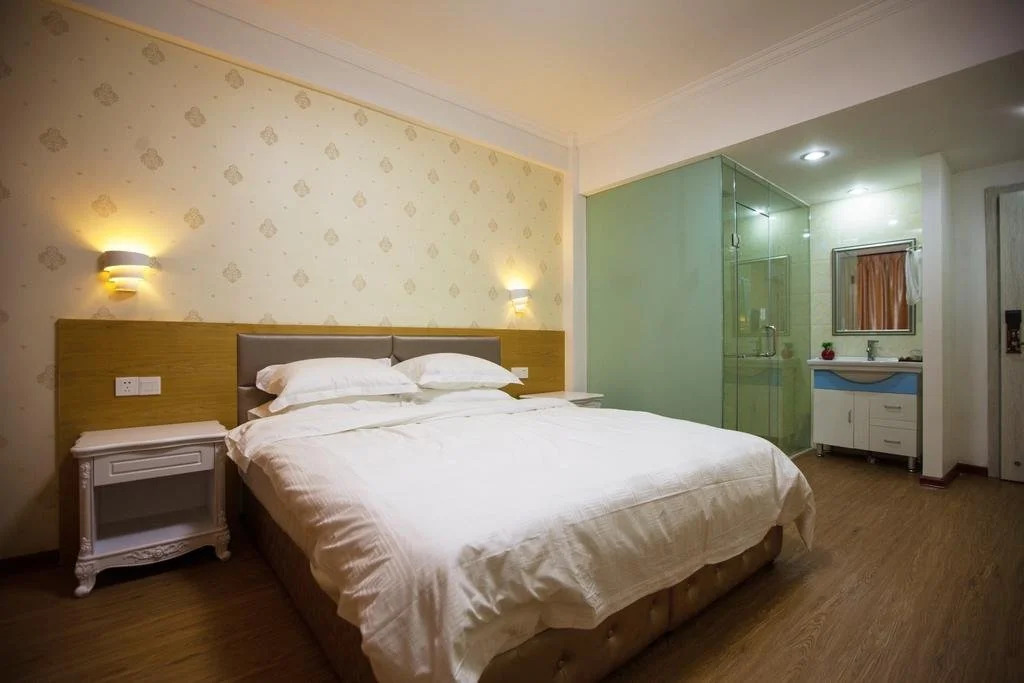 93 Hikers Hostel