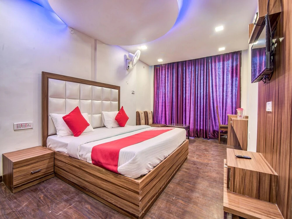 OYO 13272 Hotel Country Resort