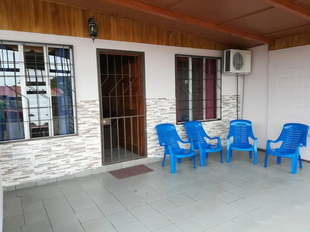 Apartamentos QR La Fortuna - Adults Only