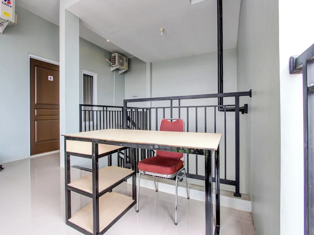 OYO 92477 Anugrah Kostel Syariah