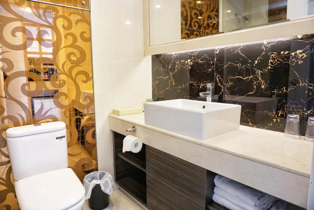 Warwick Hotel Cheung Chau