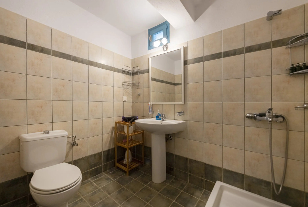 Beachside 2 bedroom Cottage