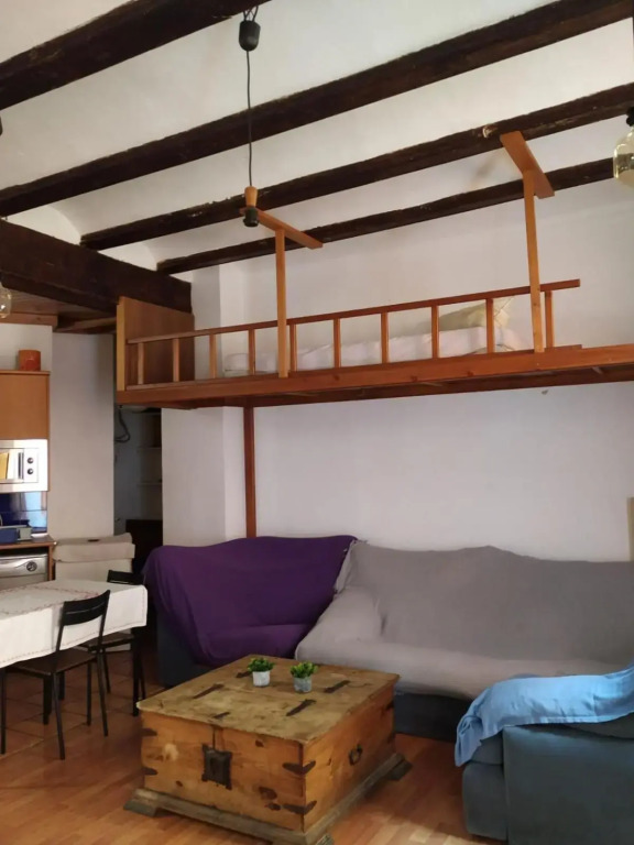 Bonito apartamento con encanto en casco antiguo RON 7