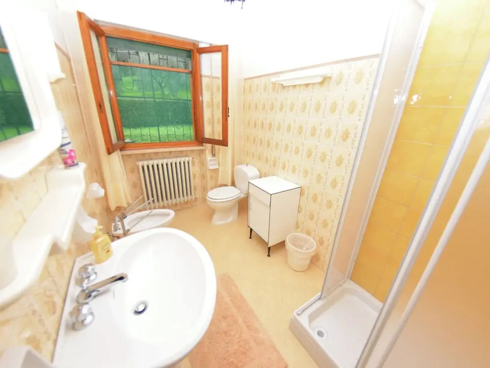 Holiday Home in Lucca With Pool & Garden