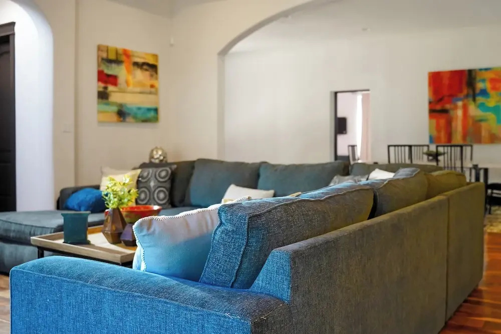 Walk to Boat Launch: Stylish Austin Gem