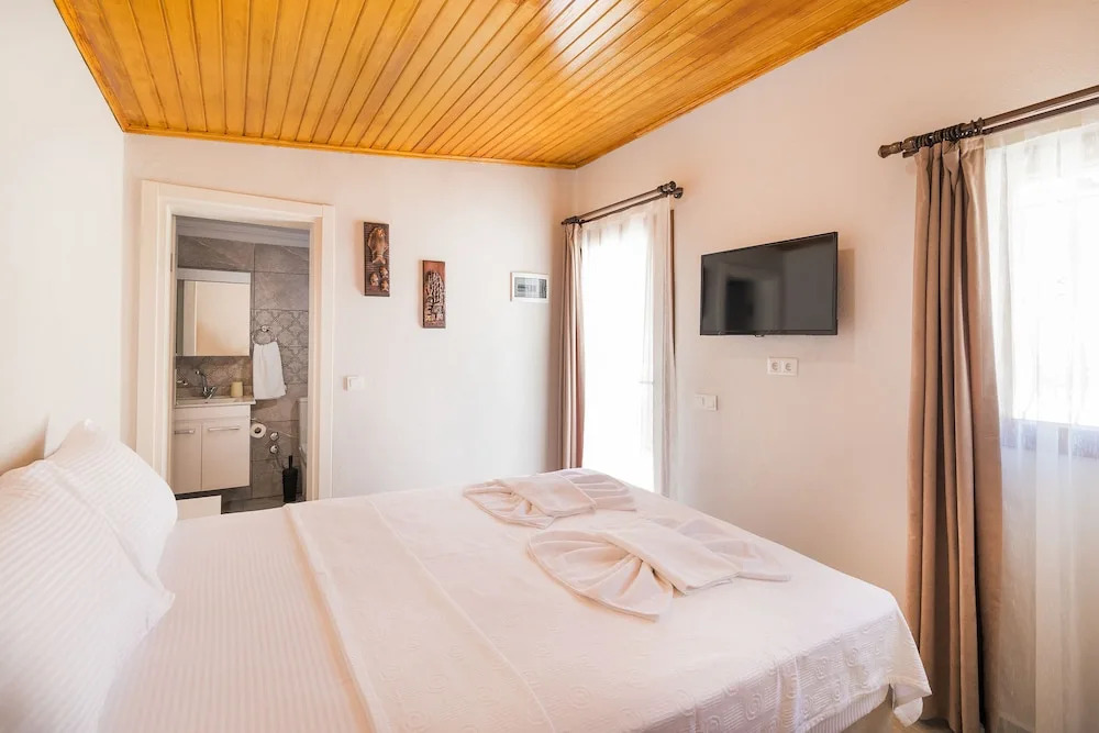 Kamelya Otel Selimiye