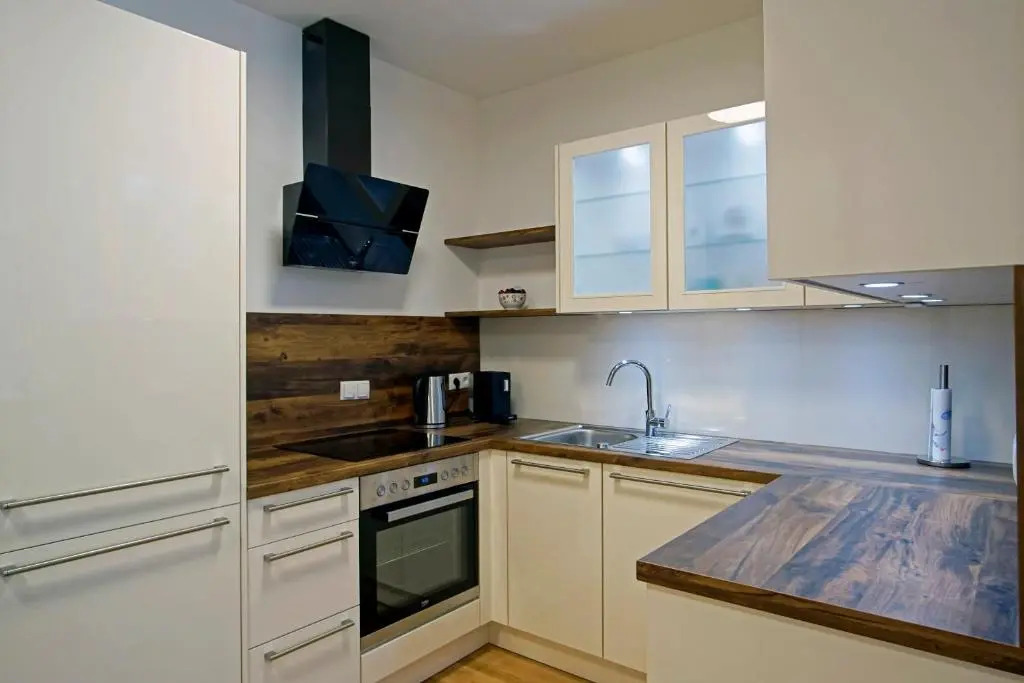 English Theater Apartment at Rathaus