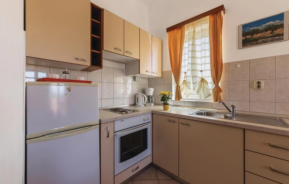 Awesome Home in Krnica With Wifi and 4 Bedrooms