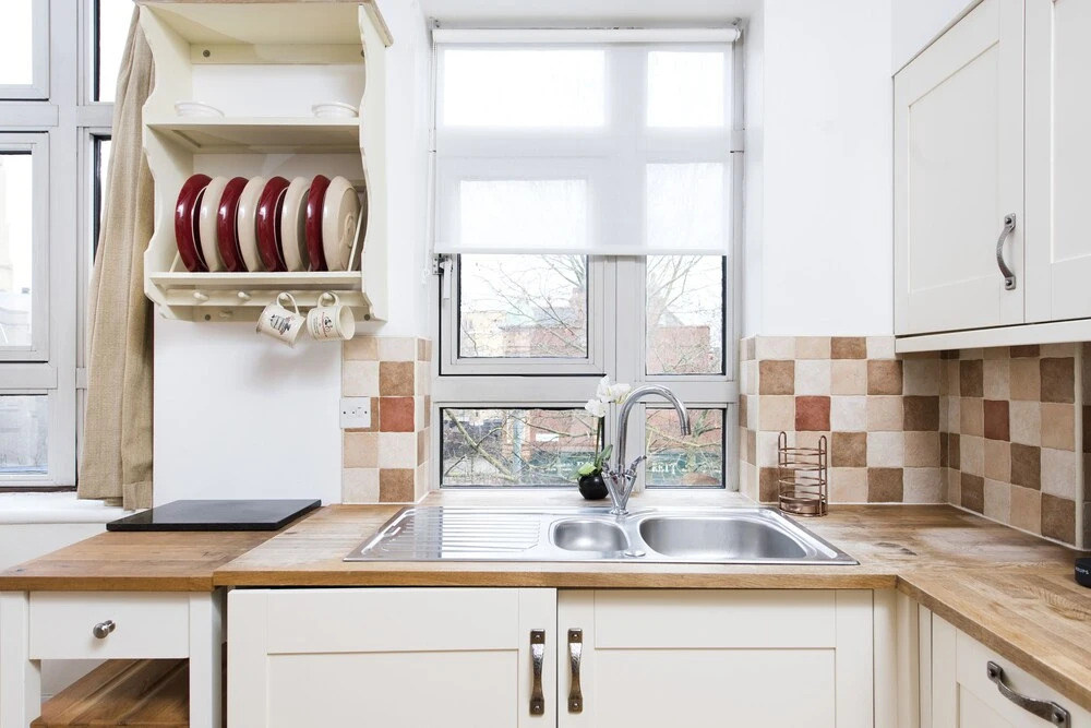 Stylish and Quirky 2BR Maisonette in Fulham