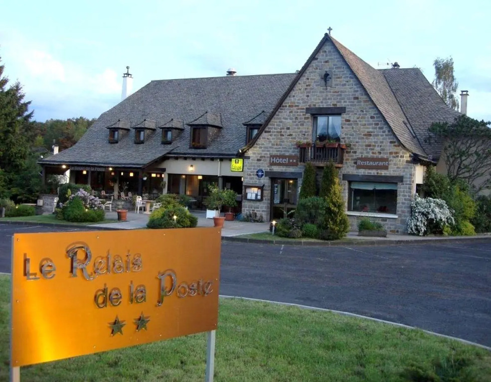 Hôtel Logis Le Relais De La Poste