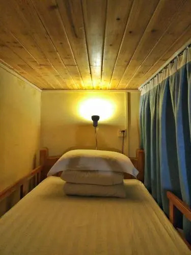 The Old Place In't Youth Hostel