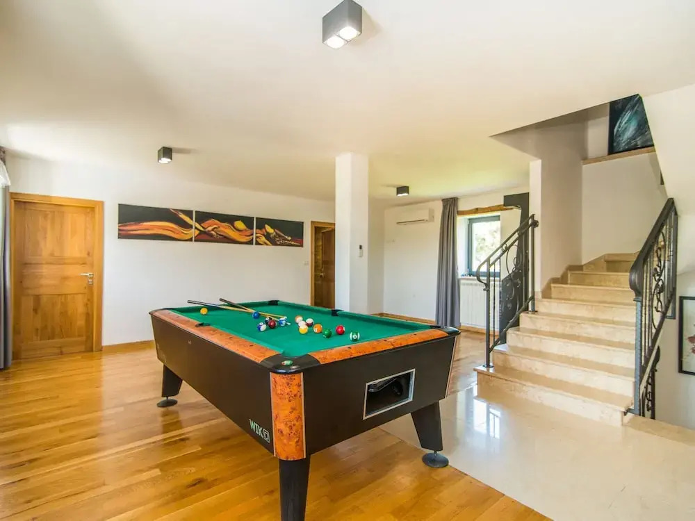 Stunning Villa in Kringa With Swimming Pool