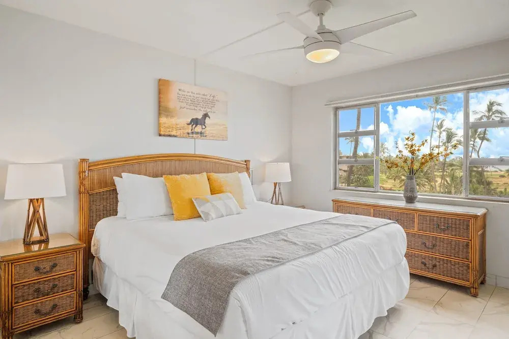 Menehune Shores 421 2 Bedroom Condo