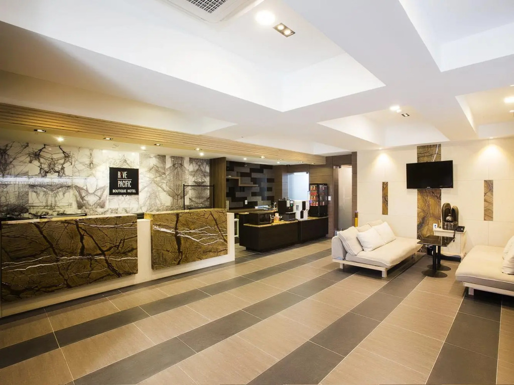 Hotel Pacific