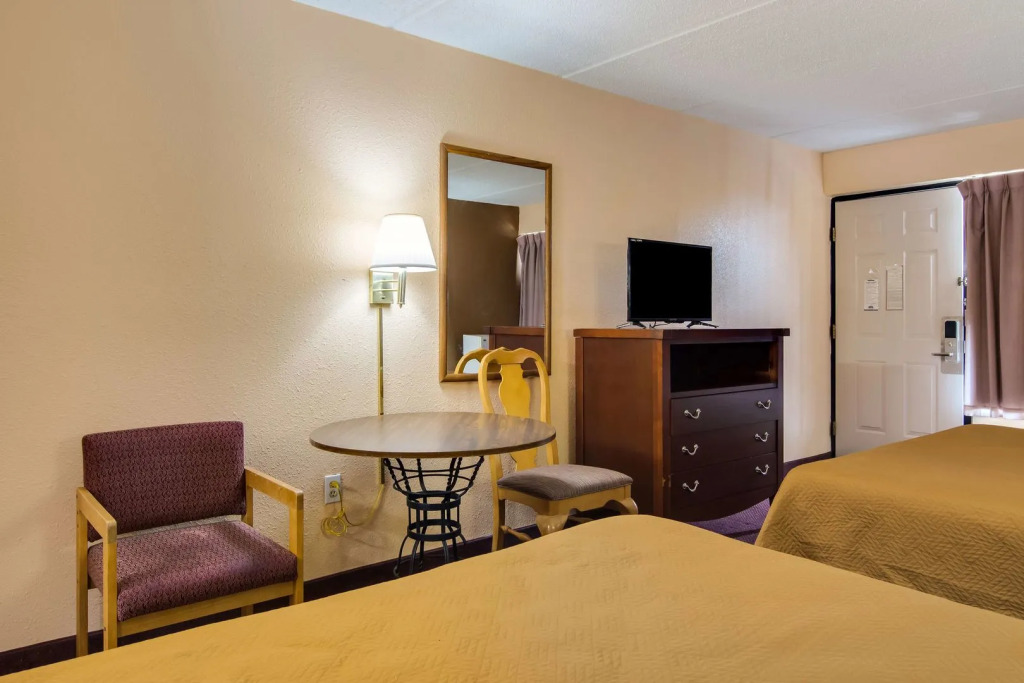 Motel 6-Macon, GA