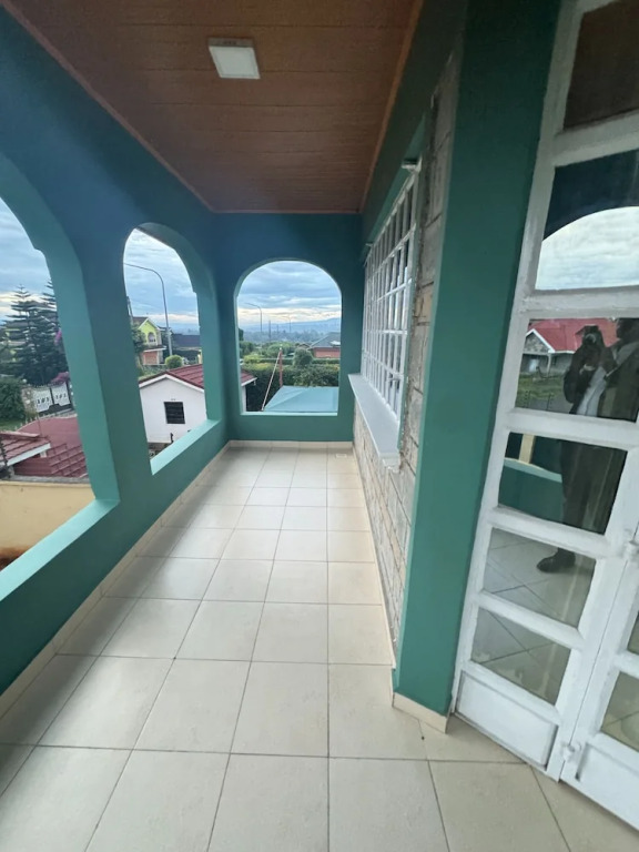 Naivasha Gate- Away Palace