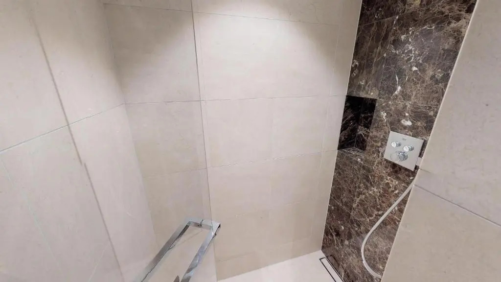 White Pearl Apartment 1.15