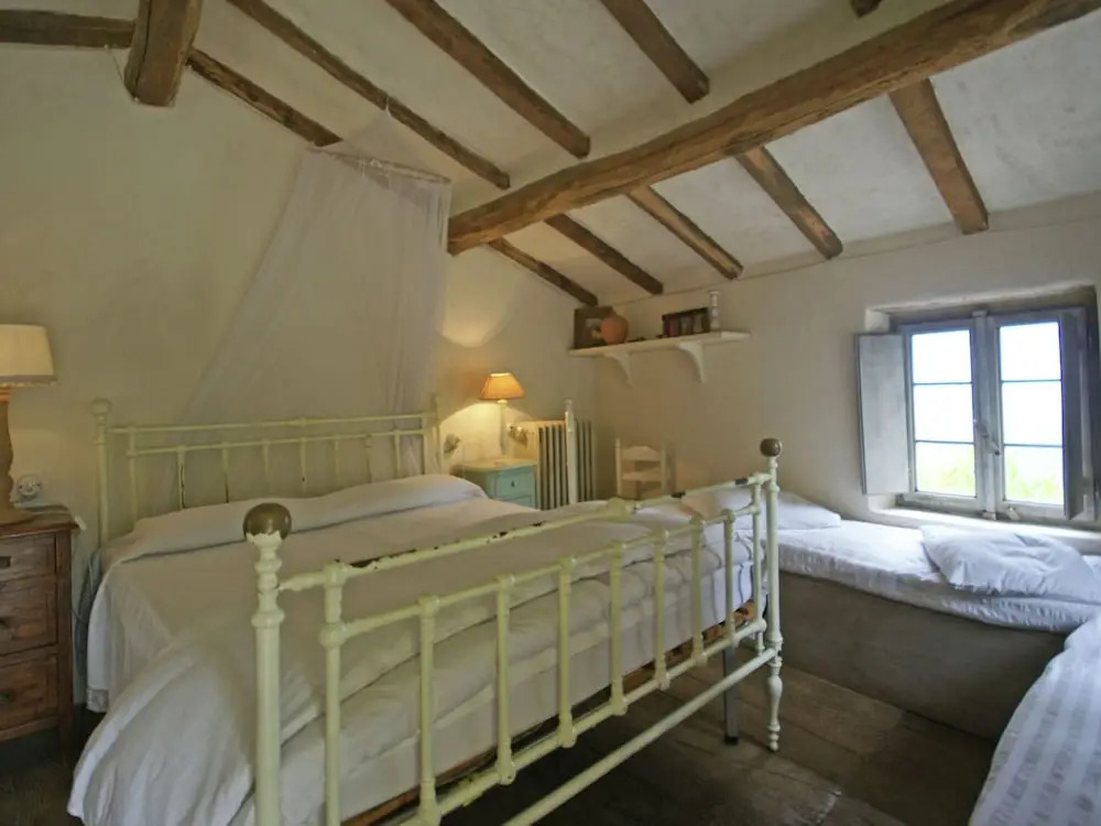 Very Impressive in the Heart of the Tuscan Hills With Shared Pool
