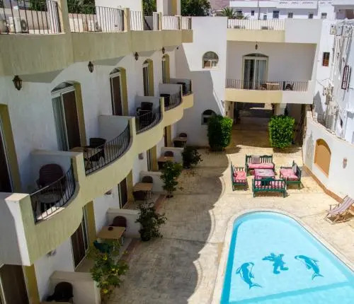 New Yalla Hotel